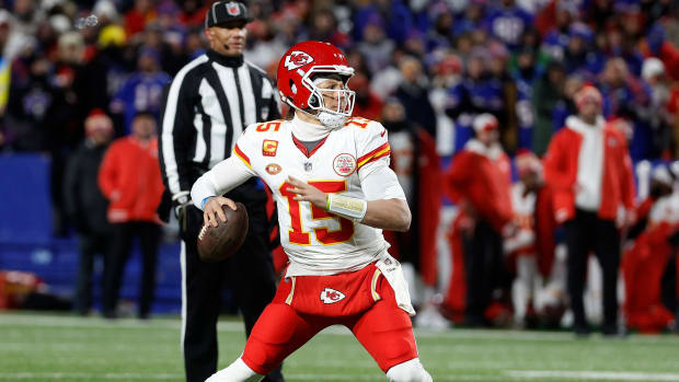 Kansas City Chiefs quarterback Patrick Mahomes (15) looks to throw over the middle.  